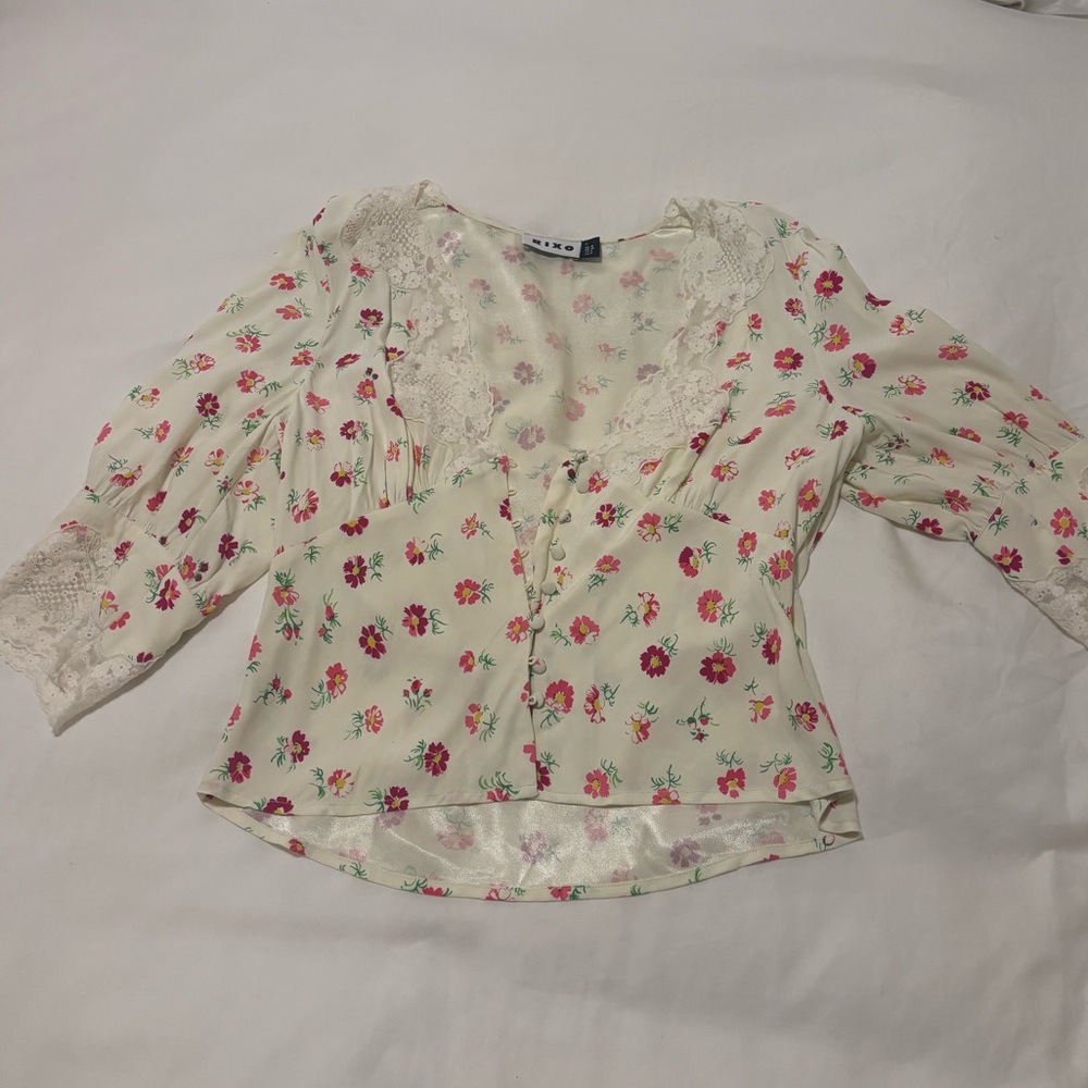 RIXO Cream Floral Blouse like new